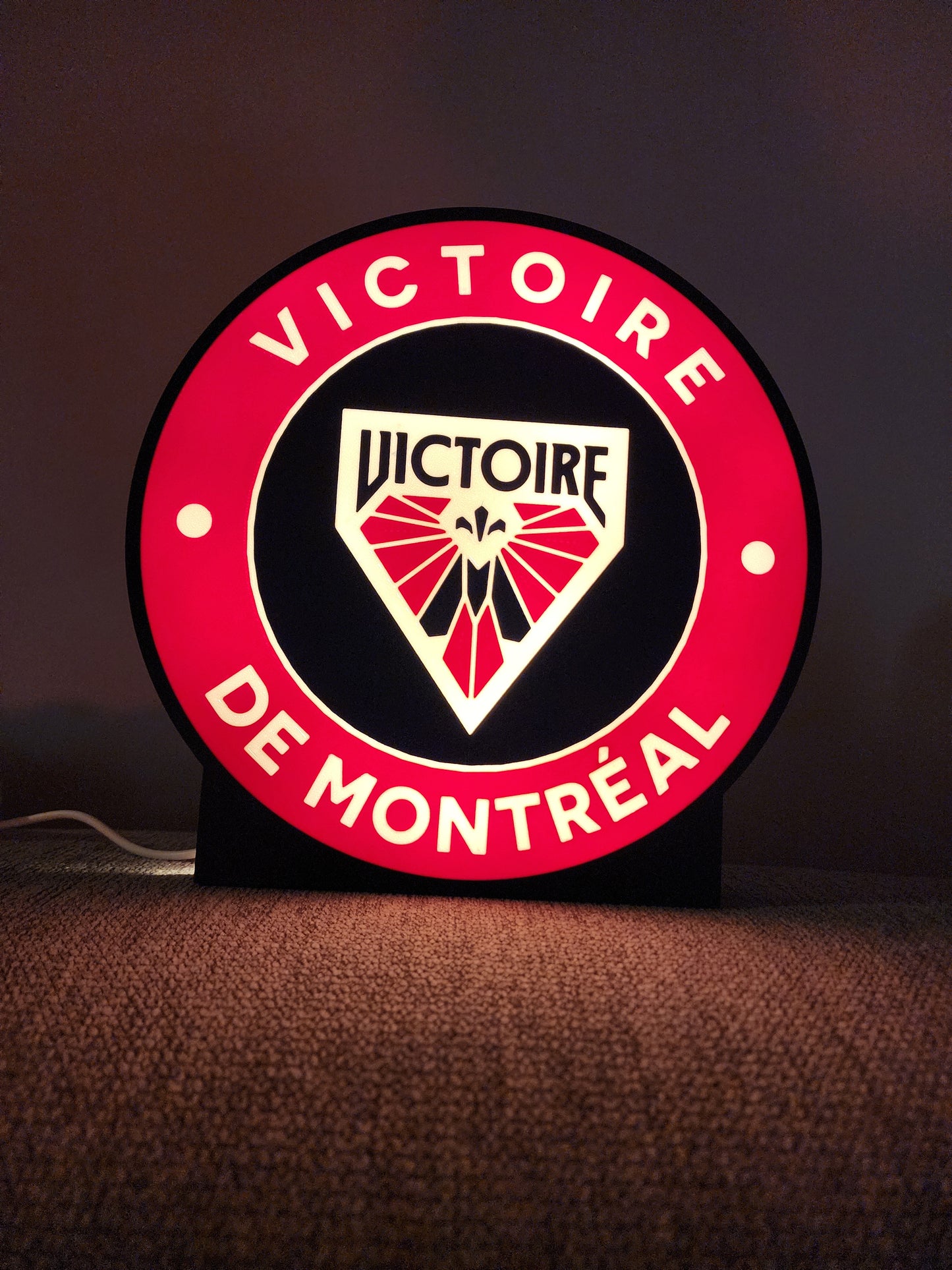Victorie LED Lamp – Modern Ambient Light for Home & Office